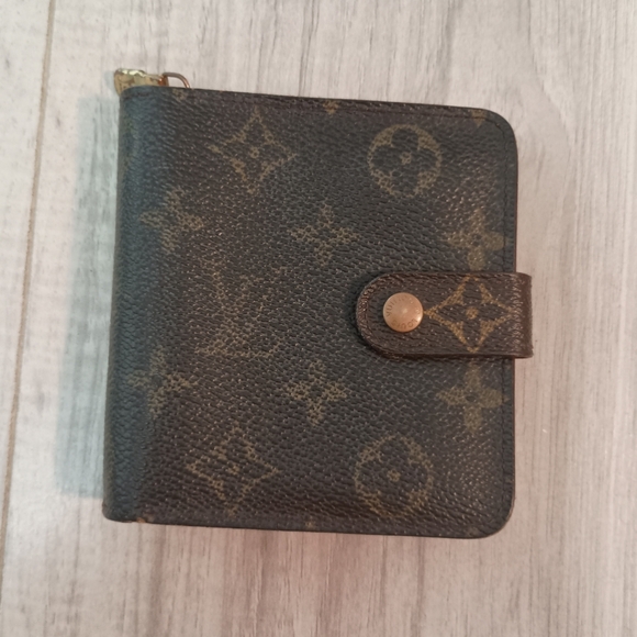 LOUIS VUITTON Wallet Monogram Beige Monogram Canvas Authentic - Picture 1 of 15